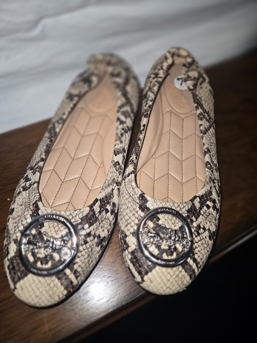 Coach Bailey Ballet Flats Womens 7.5 Snake Print Logo Medallion FG4298